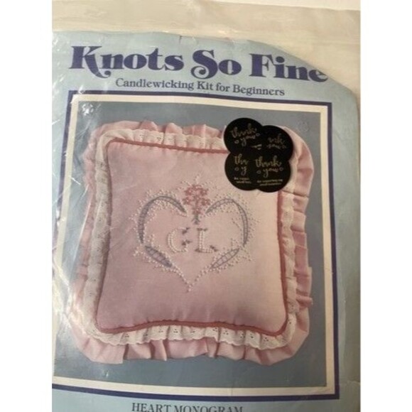 NWOT VTG 83s Knots So Fine Candlewicking Kit Heart Pink Ruffle Pillow Top USA - Picture 4 of 7